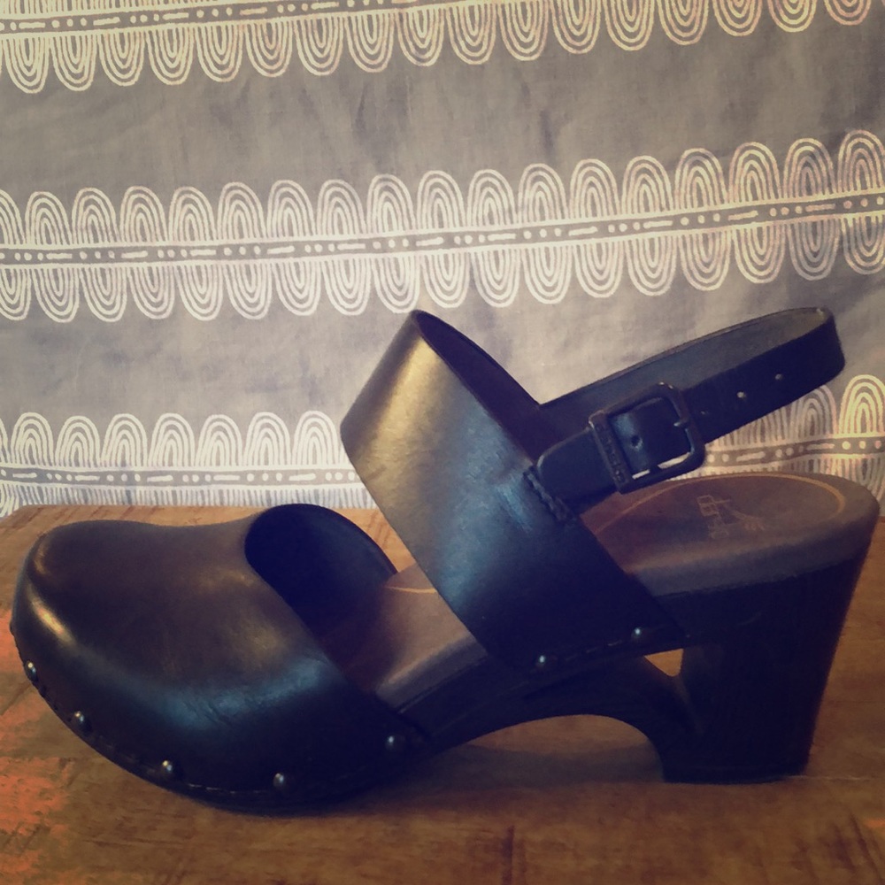 Dansko sling back clogs